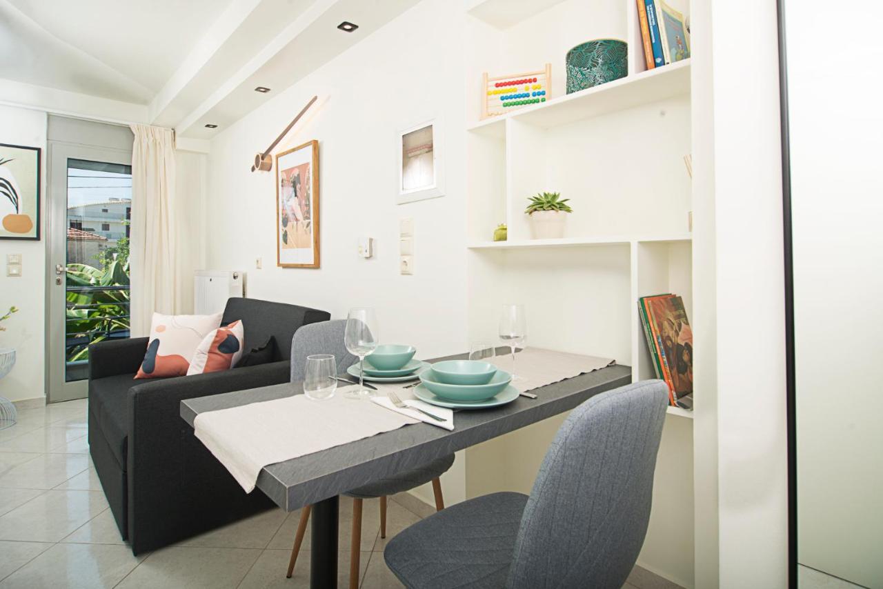 Spectacular Apartment Near Dance Hall/Center Каламата Екстер'єр фото