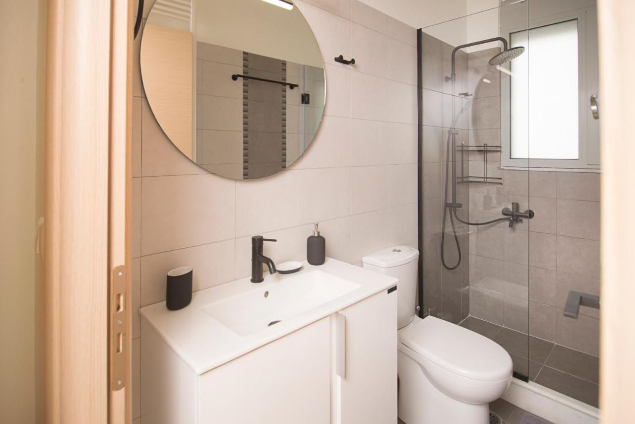 Spectacular Apartment Near Dance Hall/Center Каламата Екстер'єр фото
