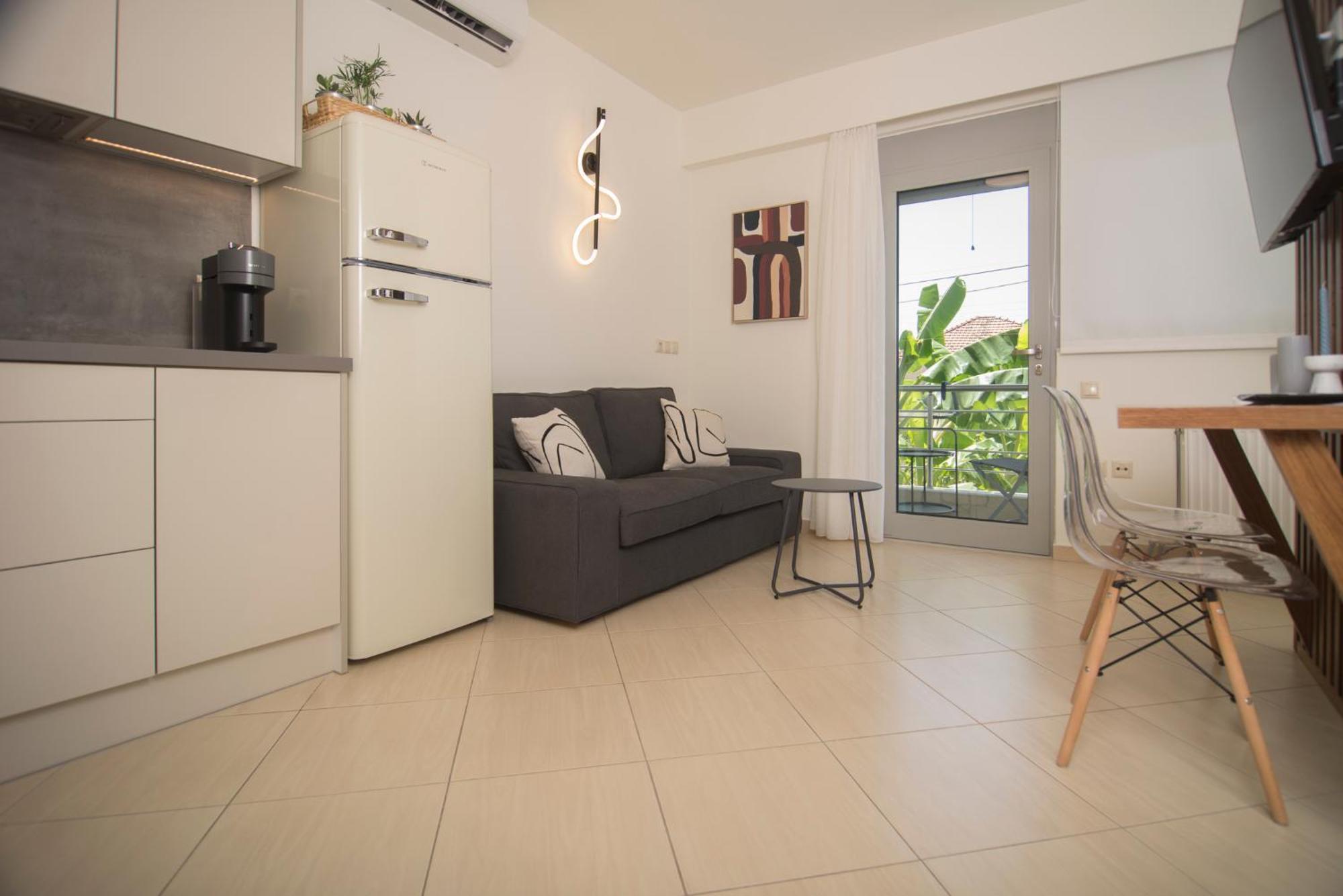 Spectacular Apartment Near Dance Hall/Center Каламата Екстер'єр фото